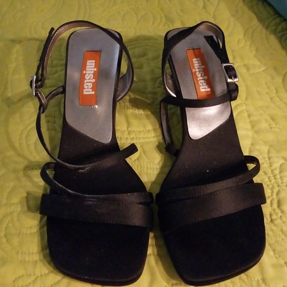 Unlisted heels